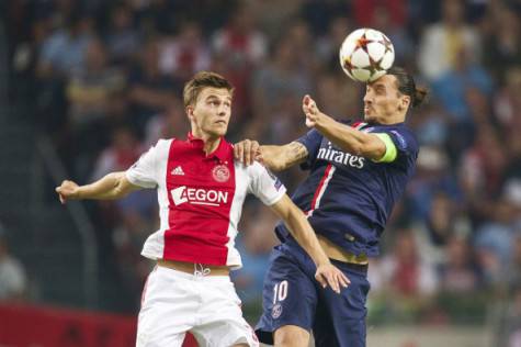 Joel Veltman vs Zlatan Ibrahimovic