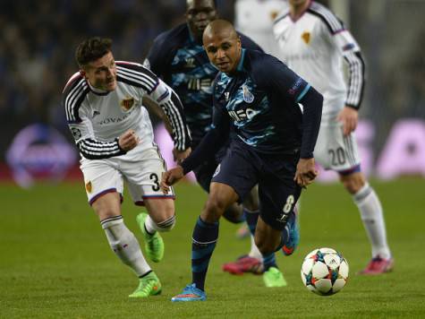 Yacine Brahimi del Porto e Taulant Xhaka del Basilea (Getty Images)