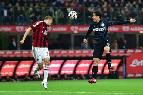 Luca Antonelli ed Hernanes (Getty Images)