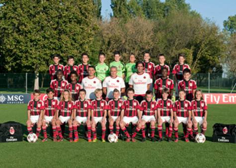 Esordienti 2004 (foto acmilan.com)