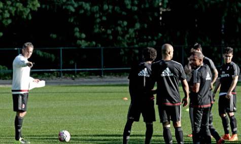 Allenamento a Milanello (foto acmilan.com)