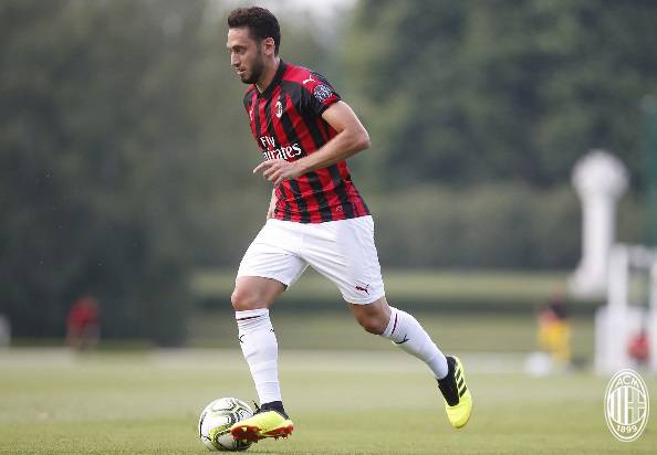 Hakan Calhanoglu