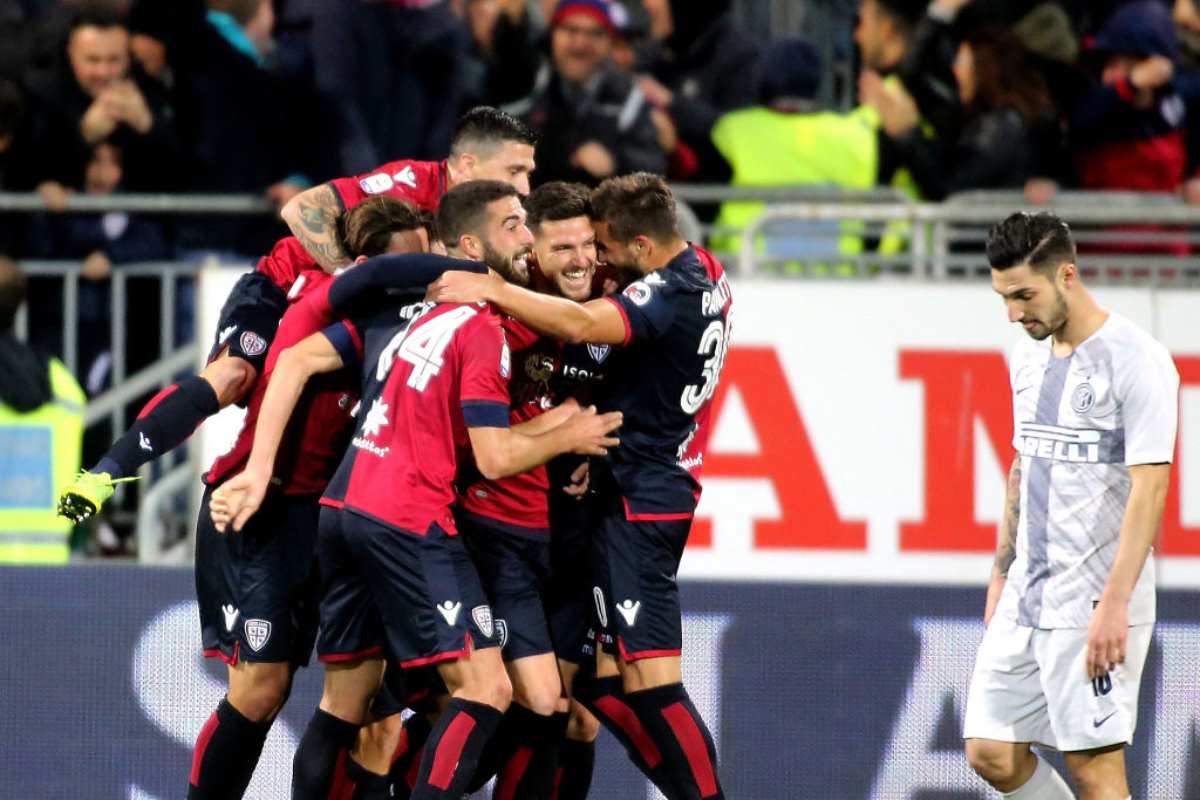 L'Inter crolla 21 a Cagliari chance sorpasso per il Milan!