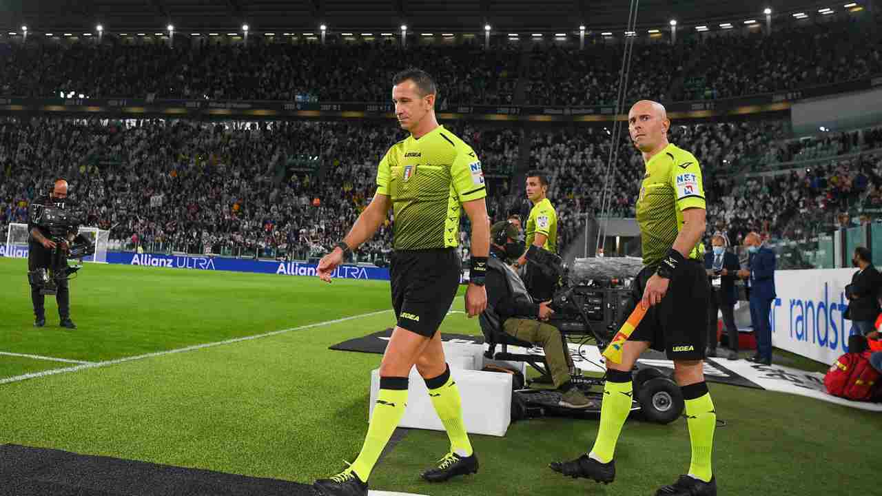 Doveri arbitro di Sassuolo-Milan rimette in circolo la foto con lo