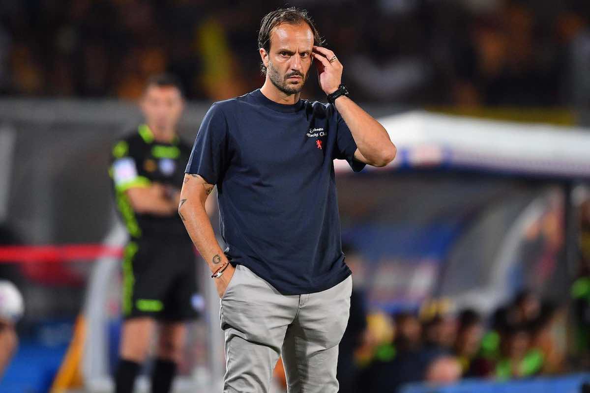 Genoa out Retegui