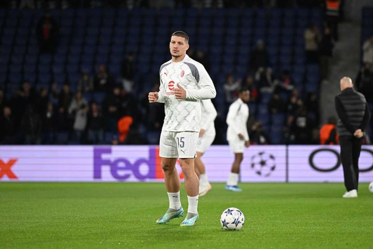 Luka Jovic infortunato in PSG-Milan