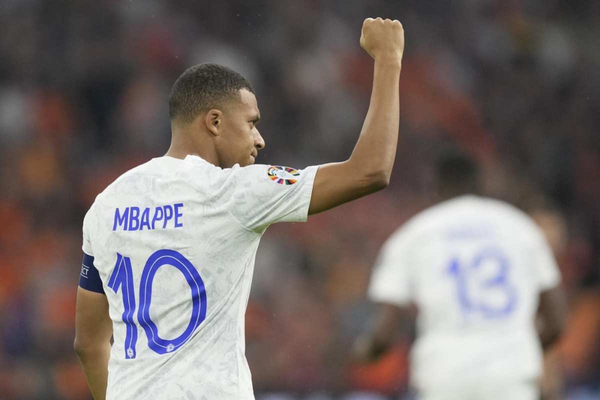 mbappe infortunato