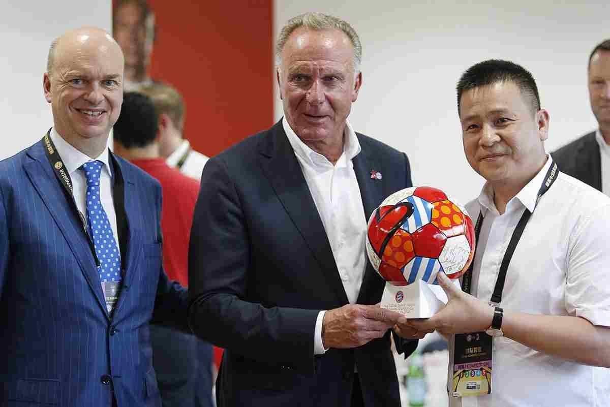 Rummenigge torna sullo scudetto del Milan