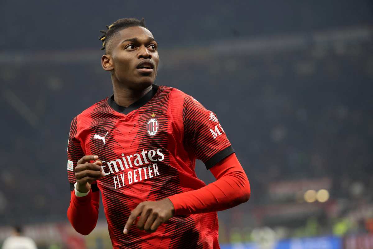 Rafael Leao, offerta del Liverpool