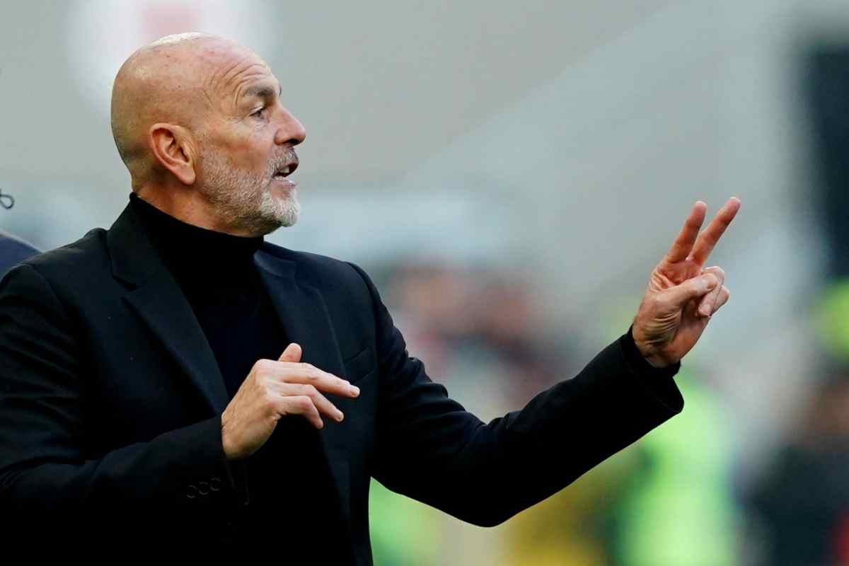 Mercato Milan, l'annuncio di Pioli sul difensore