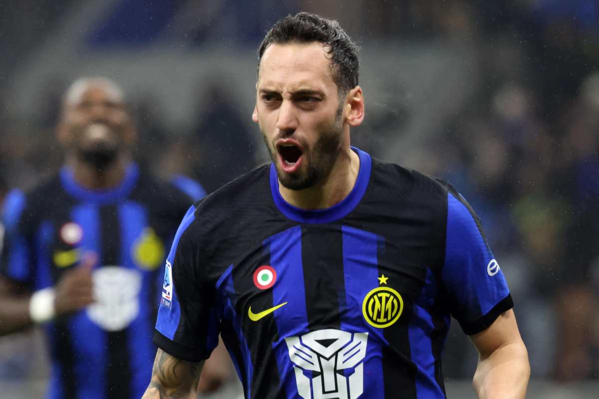 Calhanoglu top player con l'Inter