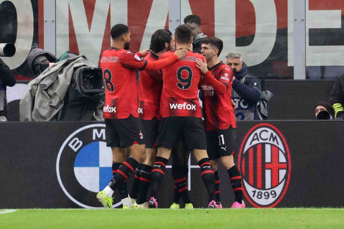 Milan, occhi in Premier per il difensore