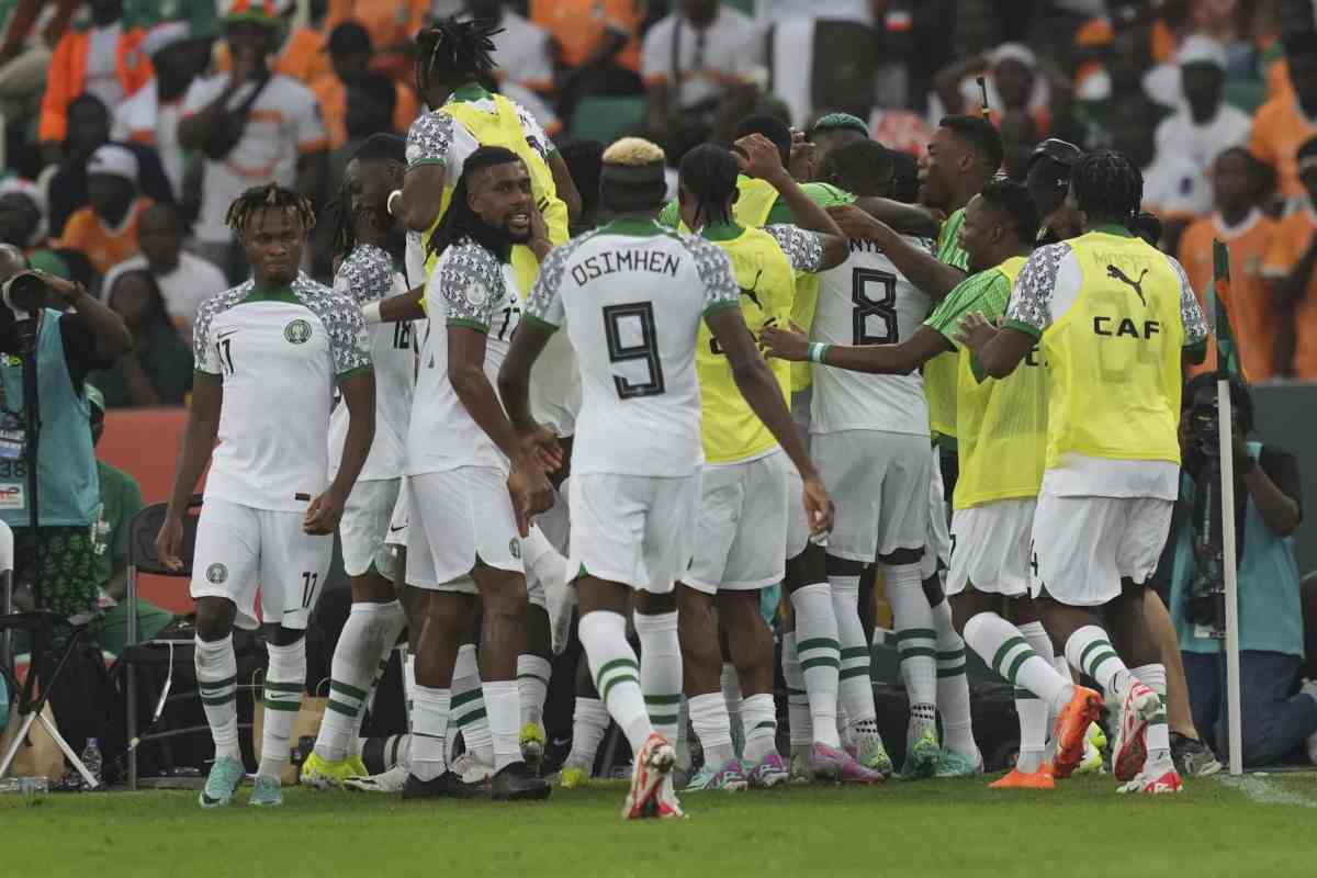 Nigeria-Sudafrica, Chukwueze in panchina