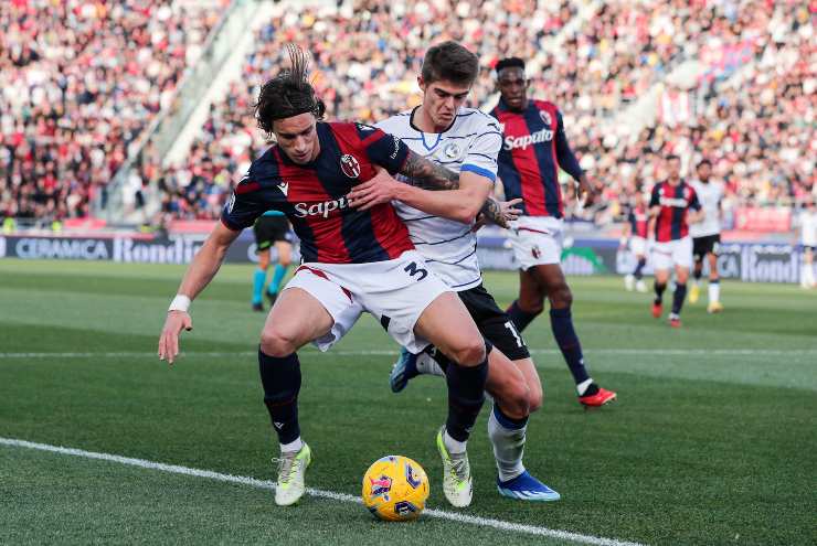 Riccardo Calafiori seguito dal Milan