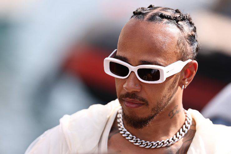 Caos F1: Hamilton se ne va subito