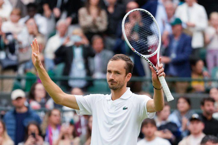 Sinner quarti finale Wimbledon contro Medvedev