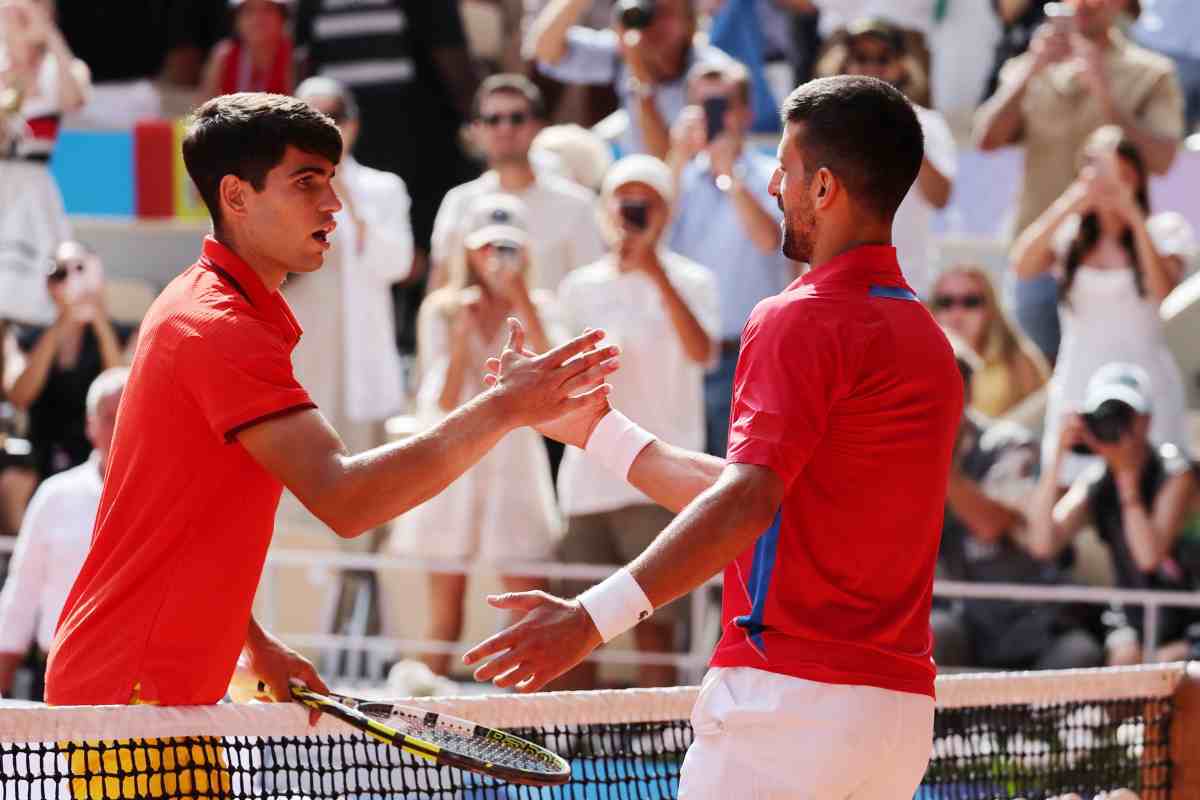 Sinner allunga nel ranking ATP grazie alla rinuncia di Alcaraz e Djokovic