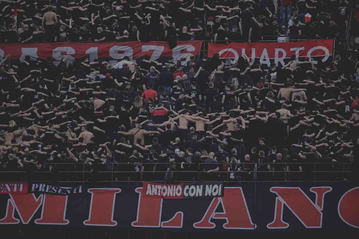 Milan, i tifosi increduli