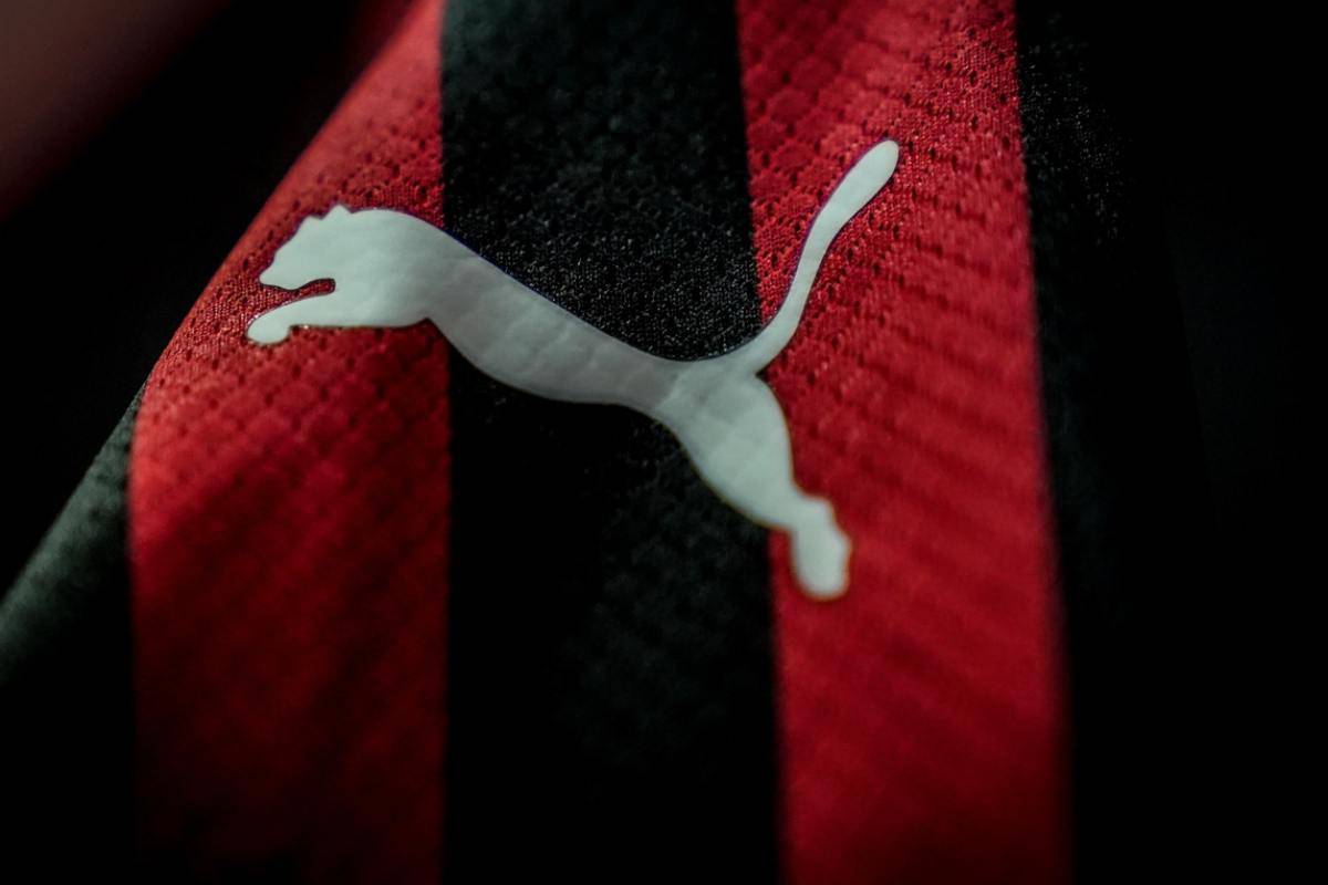 Logo Puma sulla maglia del Milan