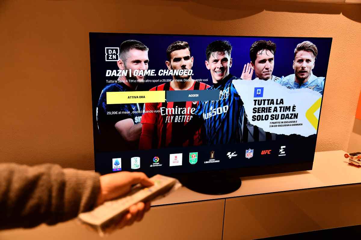 Tv sintonizzata su Dazn