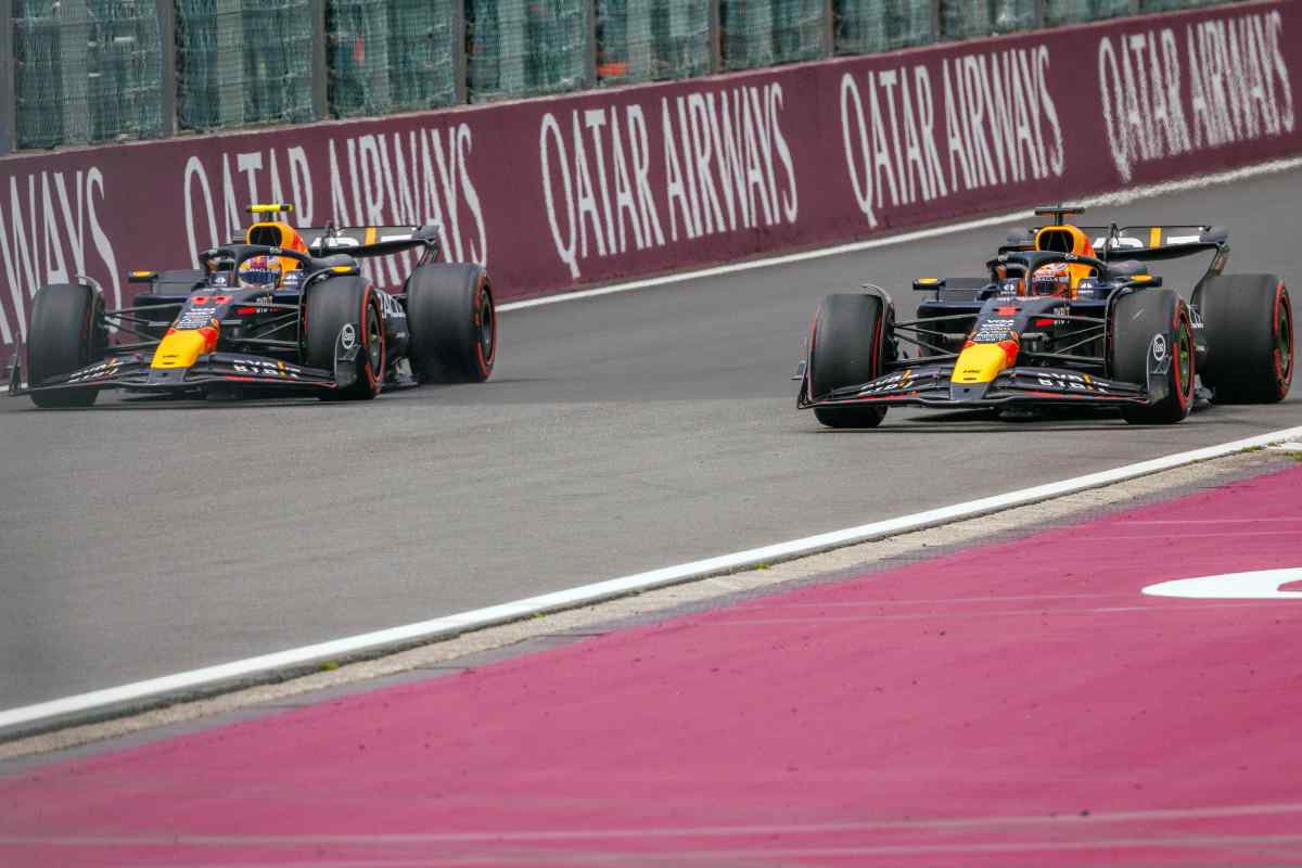 Perez e Verstappen in pista con le Red Bull