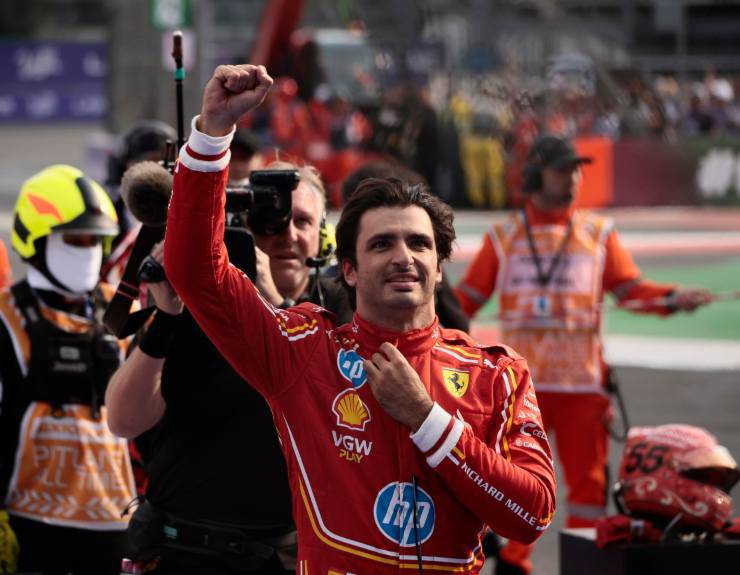 Carlos Sainz vittorioso in Messico