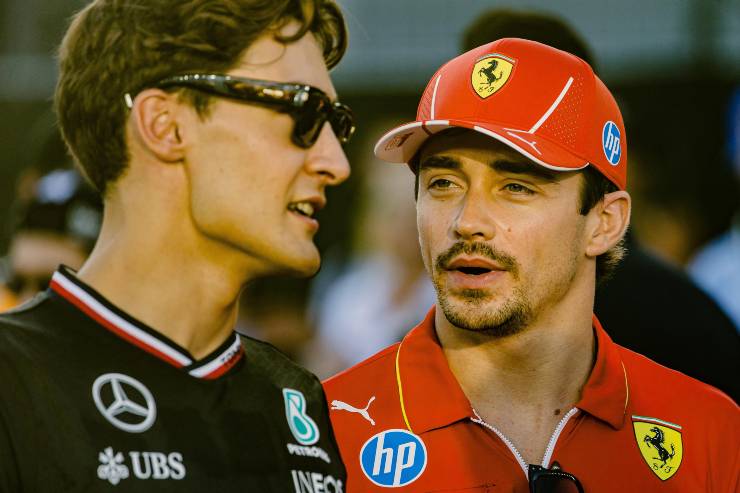 Leclerc e Russell nel paddock F1