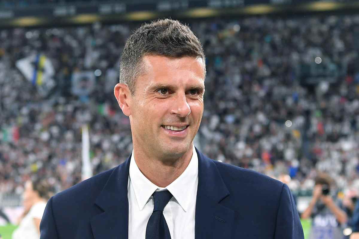 Thiago Motta sorridente