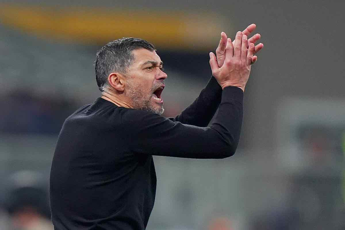 Sergio Conceicao a bordo campo durante una partita del Milan