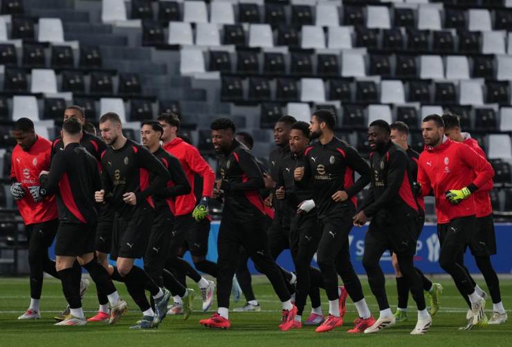 Milan in allenamento pre finale 