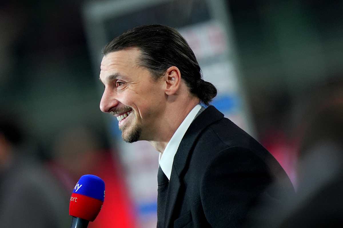 Ibrahimovic col microfono