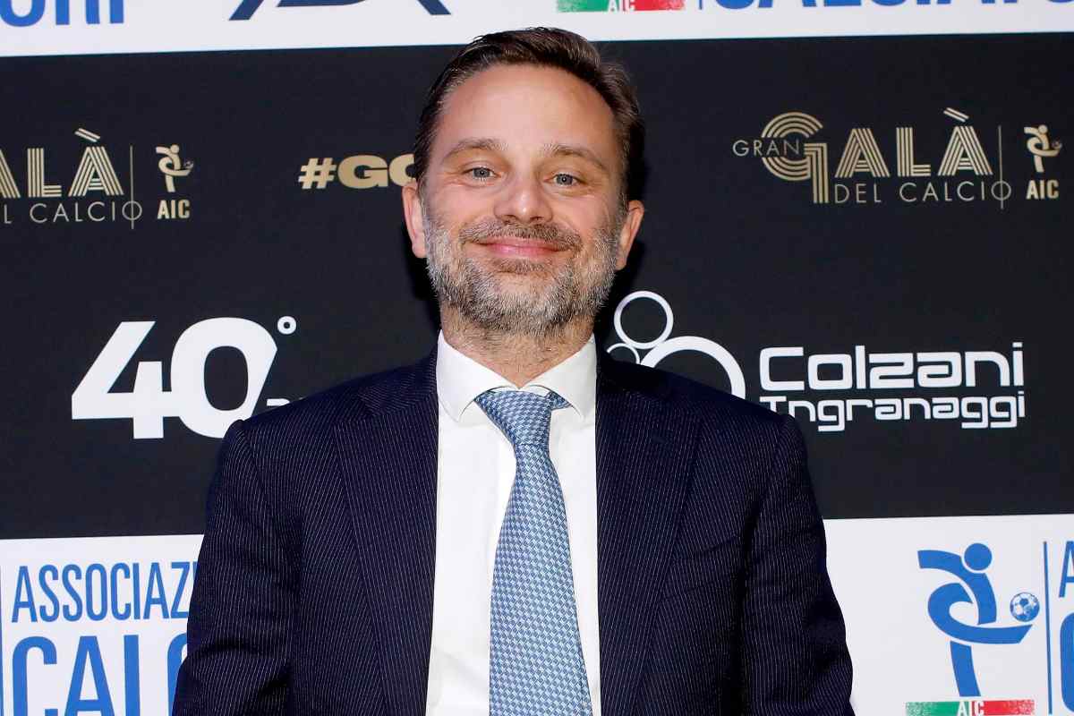 Giorgio Furlani amministratore delegato dell'AC Milan sorride a un evento